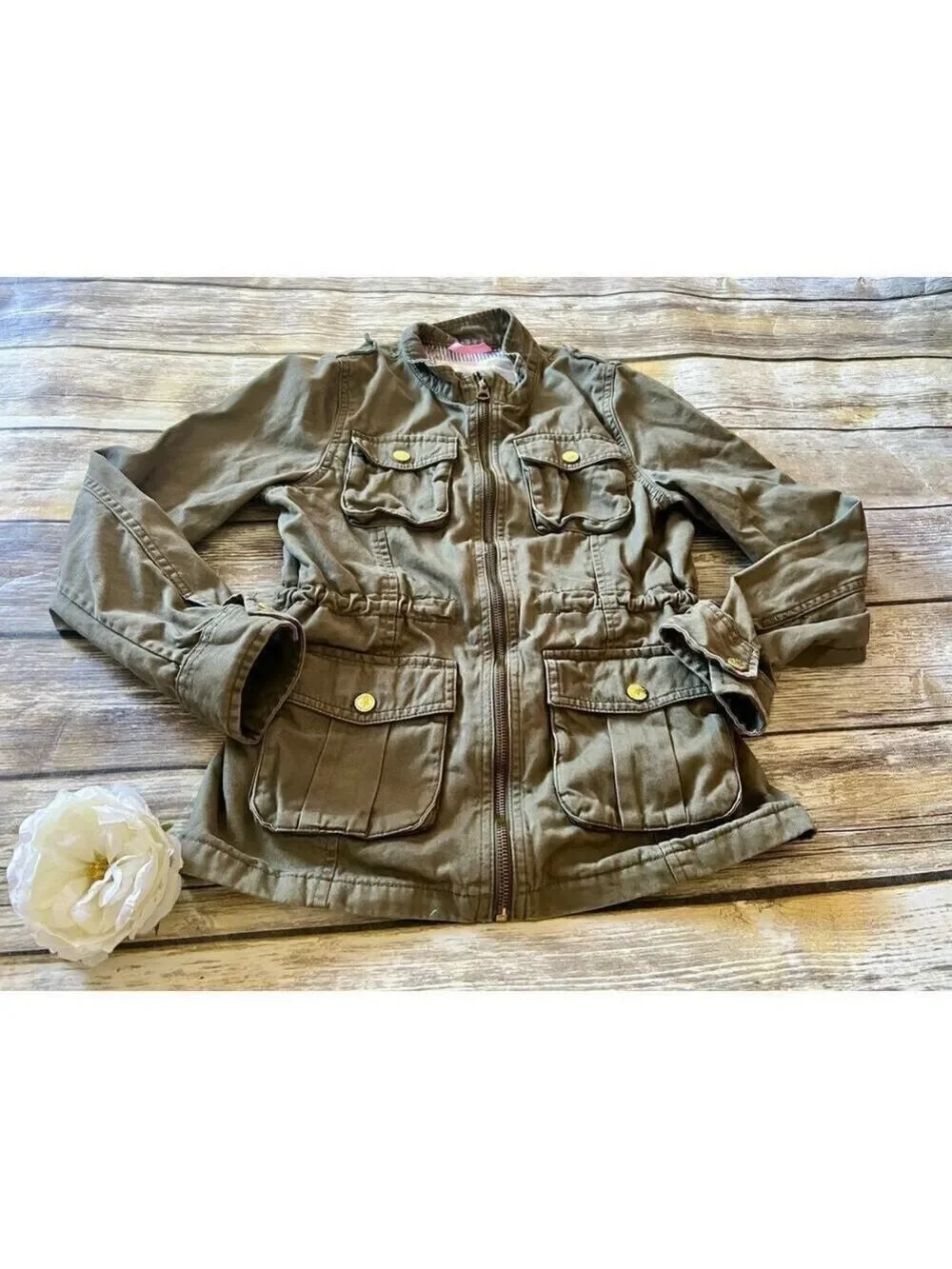 COOL OLIVE GREEN COAT